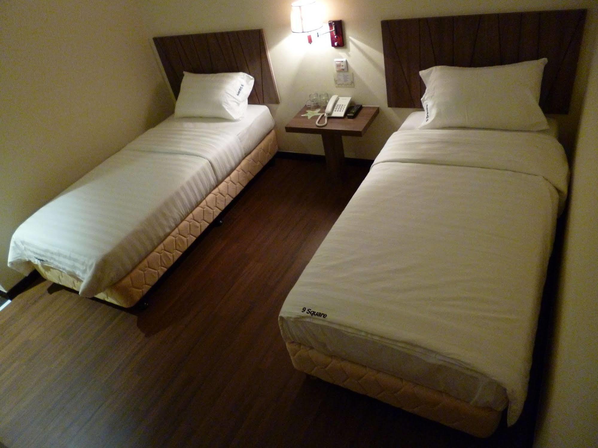 9 Square Hotel - Bangi Exterior photo